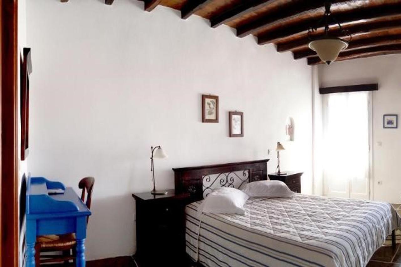 Aparthotel Fassolou Fáros Esterno foto