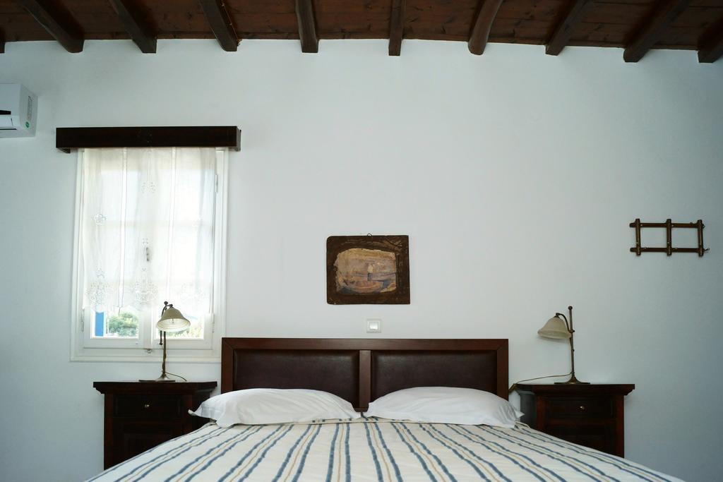 Aparthotel Fassolou Fáros Esterno foto